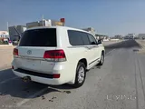 Toyota Land Cruiser GXR 2017 V6 – White – Excellent Condition